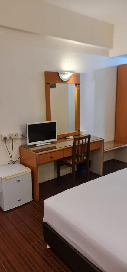 Paradise Hotel Tanjung Pinang Eksteriør bilde