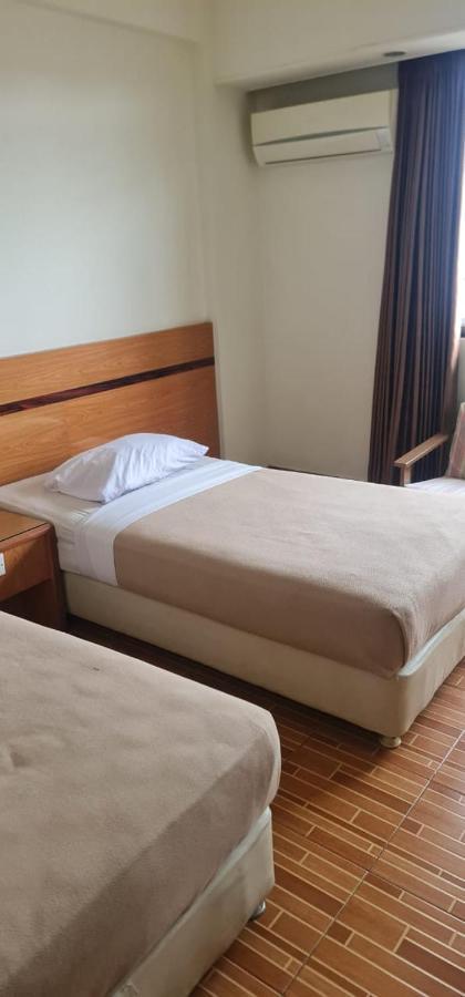 Paradise Hotel Tanjung Pinang Eksteriør bilde
