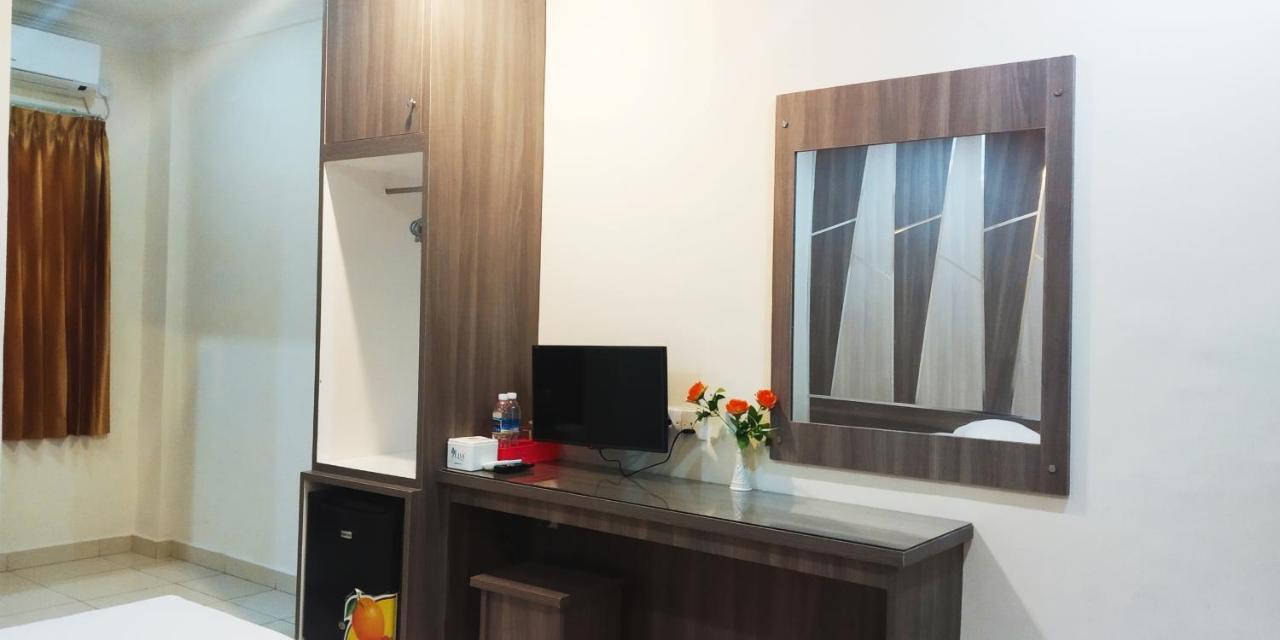 Paradise Hotel Tanjung Pinang Eksteriør bilde